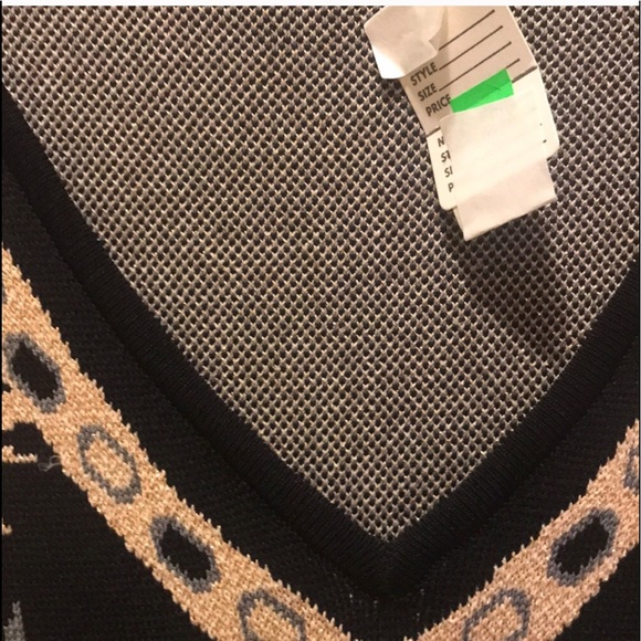 Sweater dress thick but not too thick - Picture 3 of 6